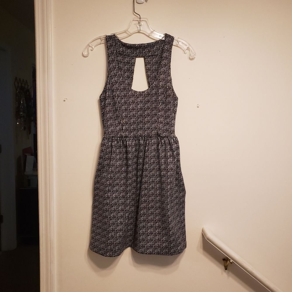Silence + Noise dress‎ size S